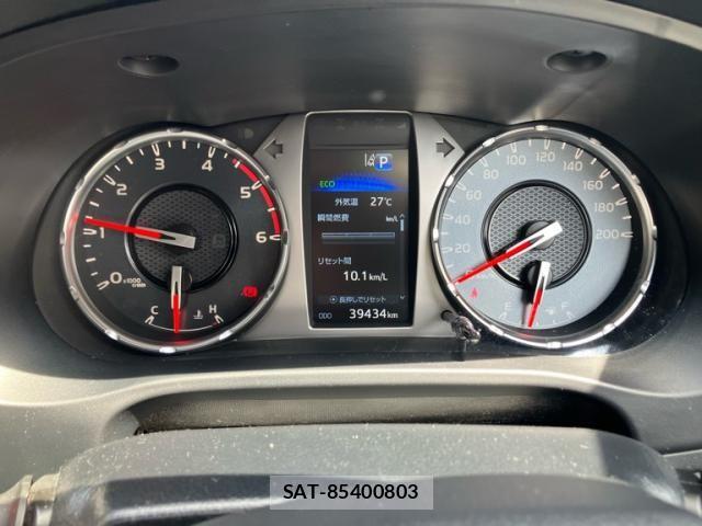 Toyota HILUX TRUCK 2023-10 7508842-15