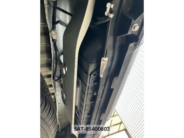 Toyota HILUX TRUCK 2023-10 7508842-27