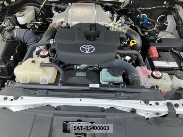 Toyota HILUX TRUCK 2023-10 7508842-28