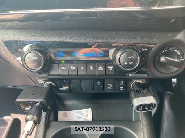 Toyota HILUX TRUCK 2022-06 7500888-19
