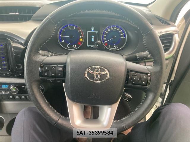 Toyota HILUX TRUCK 2018-12 7562227-15