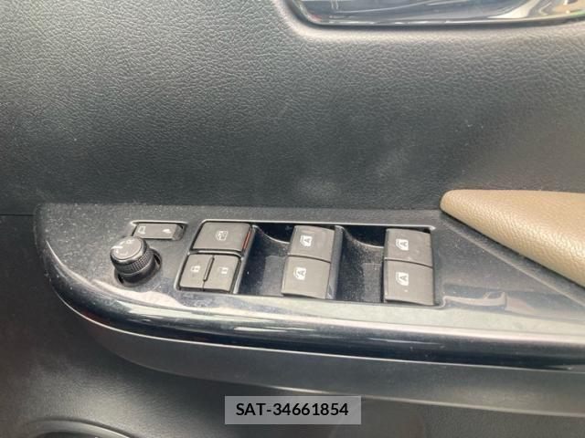 Toyota HILUX TRUCK 2020-01 7617009-10