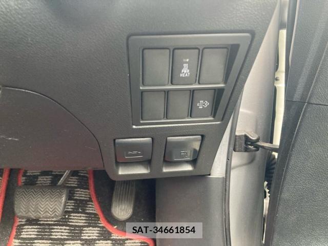 Toyota HILUX TRUCK 2020-01 7617009-11