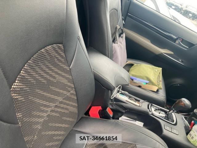 Toyota HILUX TRUCK 2020-01 7617009-12