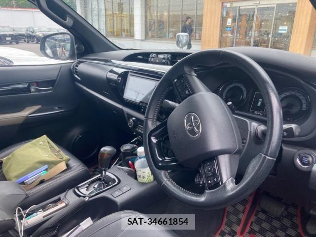 Toyota HILUX TRUCK 2020-01 7617009-14