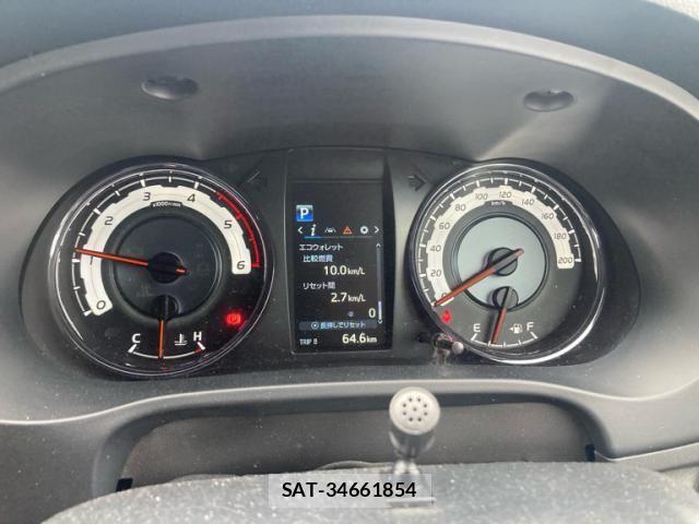 Toyota HILUX TRUCK 2020-01 7617009-18