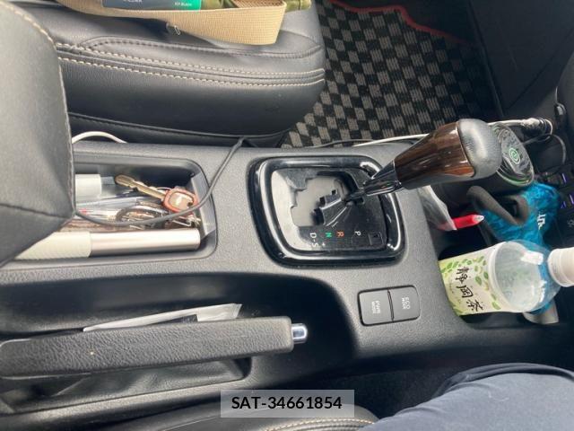 Toyota HILUX TRUCK 2020-01 7617009-21