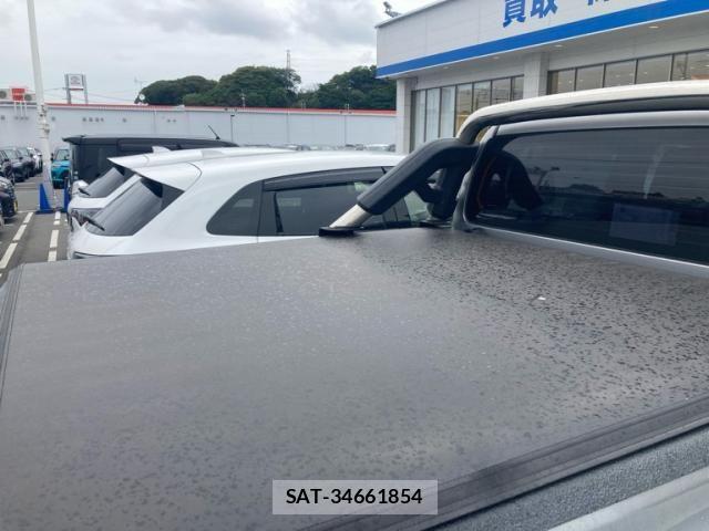 Toyota HILUX TRUCK 2020-01 7617009-8