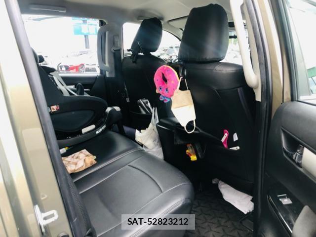 Toyota HILUX TRUCK 2022-08 7617008-13