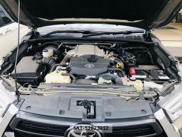 Toyota HILUX TRUCK 2022-08 7617008-18
