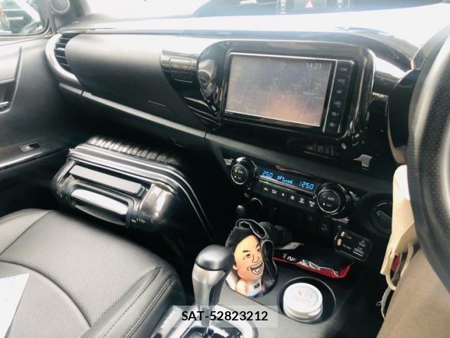 Toyota HILUX TRUCK 2022-08 7617008-21