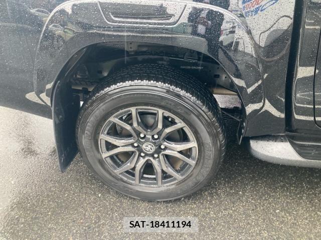 Toyota HILUX TRUCK 2023-03 7617006-3