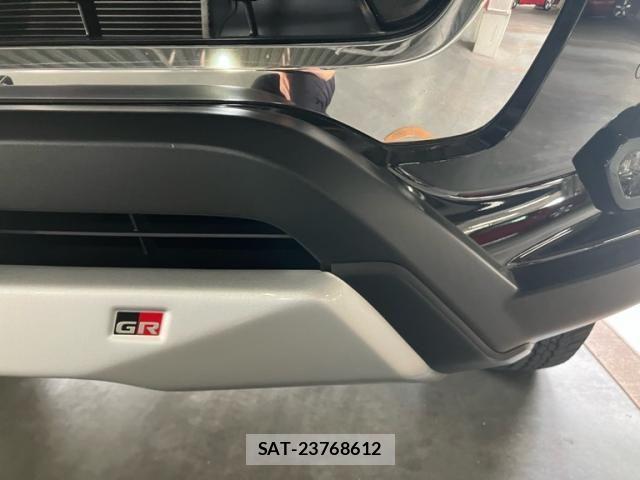 Toyota HILUX TRUCK 2022-10 7724079-11