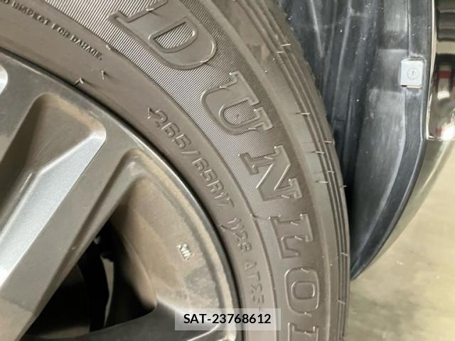 Toyota HILUX TRUCK 2022-10 7724079-6