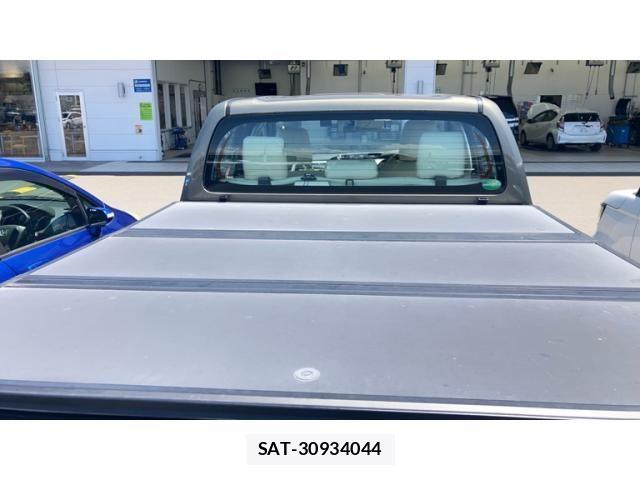 Toyota HILUX TRUCK 2021-04 7724084-18