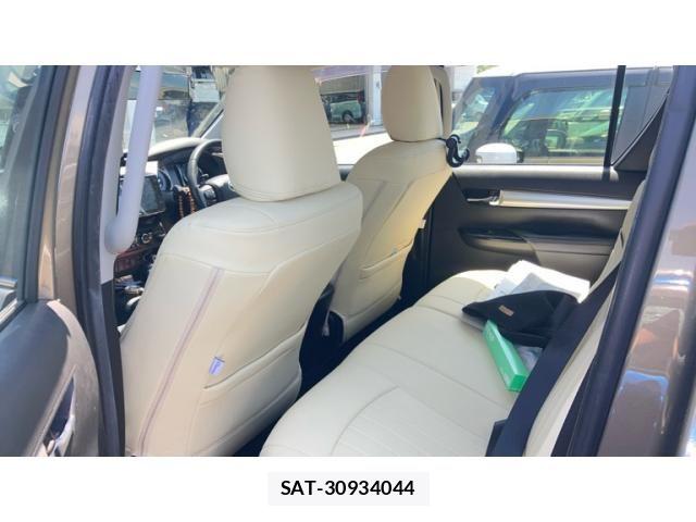 Toyota HILUX TRUCK 2021-04 7724084-23