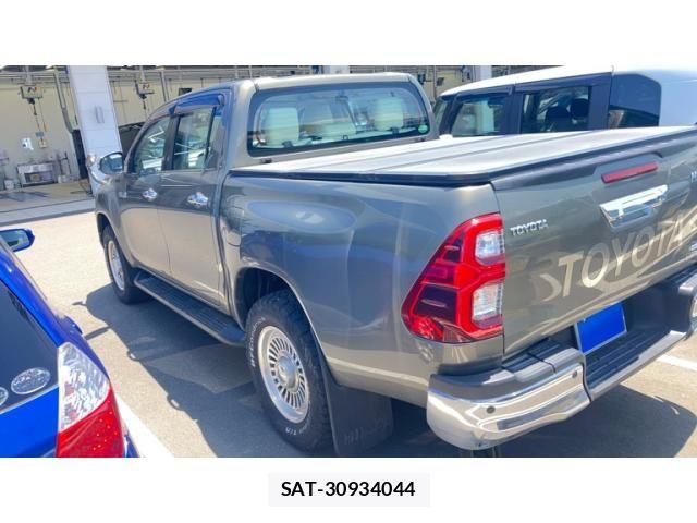 Toyota HILUX TRUCK 2021-04 7724084-6