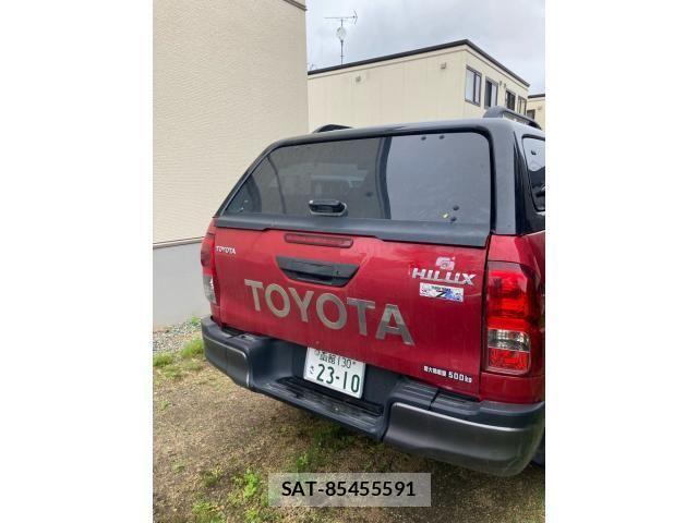 Toyota HILUX TRUCK 2019-08 7724085-1