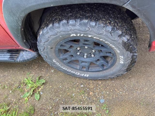 Toyota HILUX TRUCK 2019-08 7724085-3