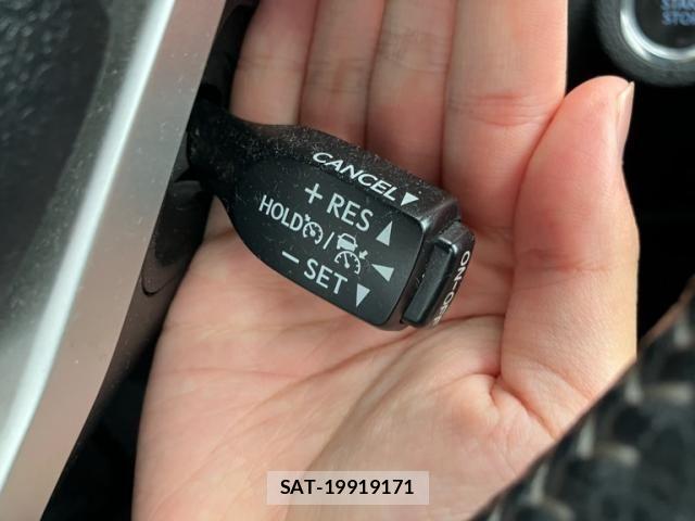 Toyota HILUX TRUCK 2020-09 7724080-16