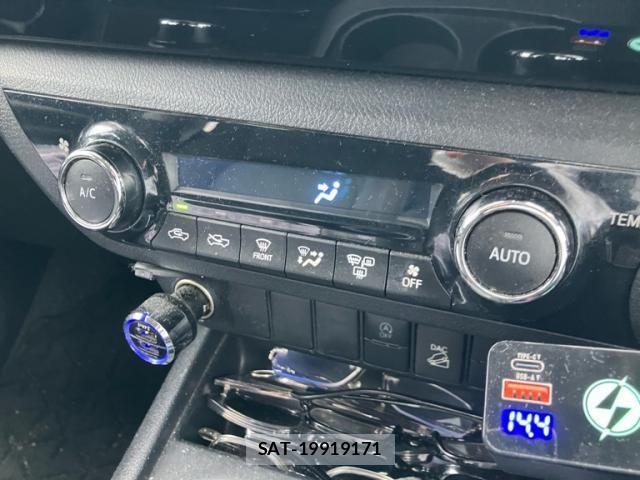 Toyota HILUX TRUCK 2020-09 7724080-19