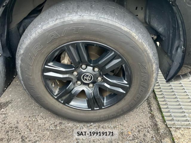 Toyota HILUX TRUCK 2020-09 7724080-3