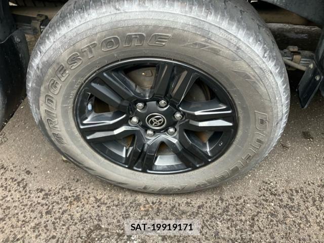 Toyota HILUX TRUCK 2020-09 7724080-4