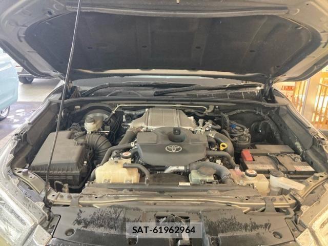 Toyota HILUX TRUCK 2023-03 7724070-13