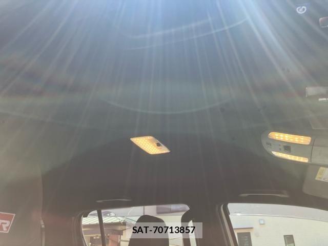 Toyota HILUX TRUCK 2023-08 7724067-13