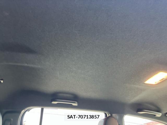 Toyota HILUX TRUCK 2023-08 7724067-16