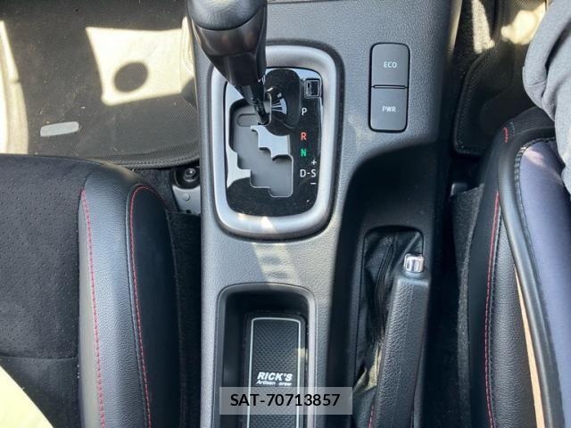 Toyota HILUX TRUCK 2023-08 7724067-26