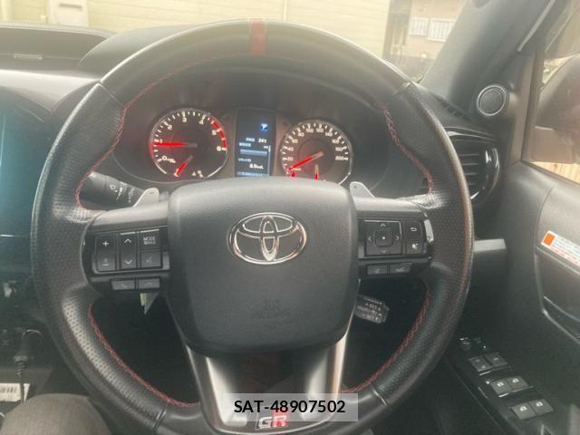 Toyota HILUX TRUCK 2022-09 7724068-13
