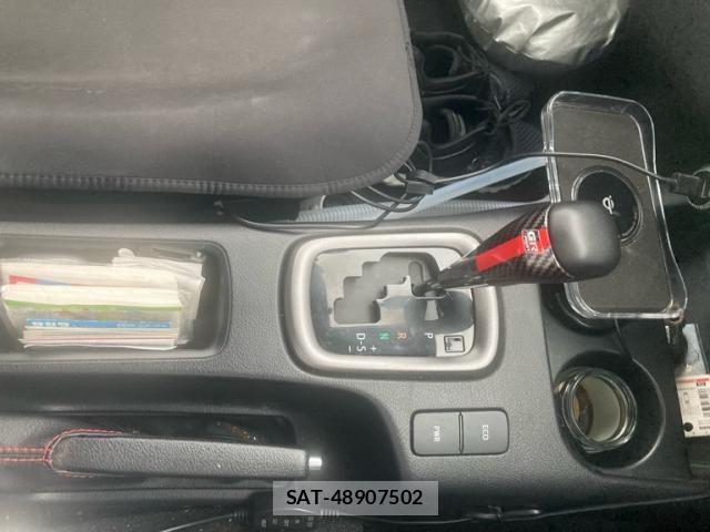 Toyota HILUX TRUCK 2022-09 7724068-18