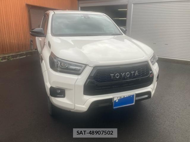 Toyota HILUX TRUCK 2022-09 7724068-1