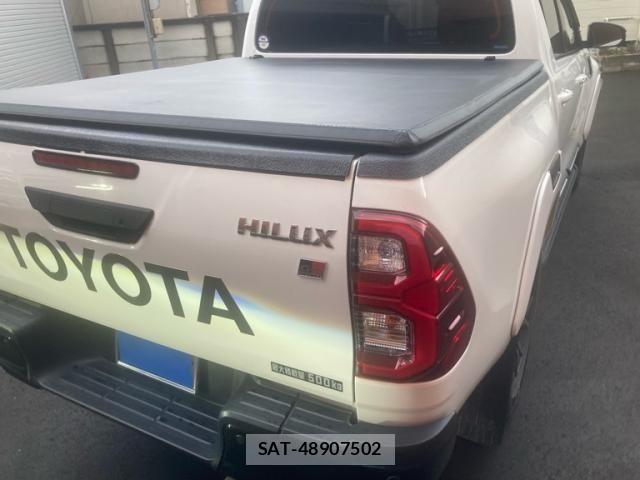 Toyota HILUX TRUCK 2022-09 7724068-2