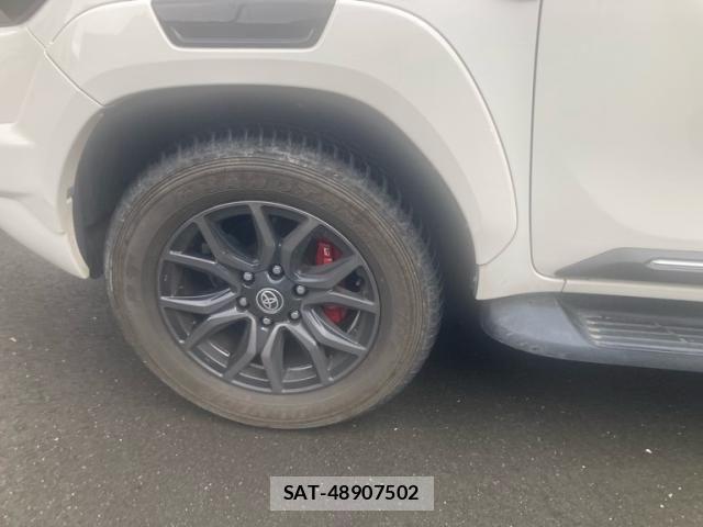 Toyota HILUX TRUCK 2022-09 7724068-7