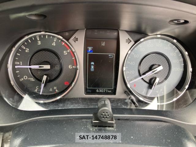 Toyota HILUX TRUCK 2021-07 7724071-24