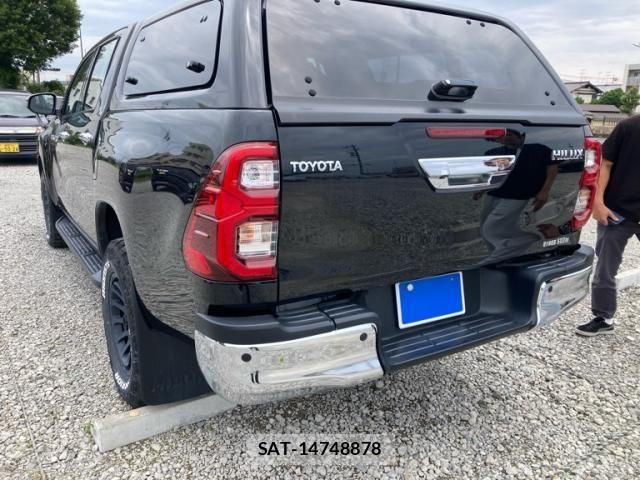 Toyota HILUX TRUCK 2021-07 7724071-2