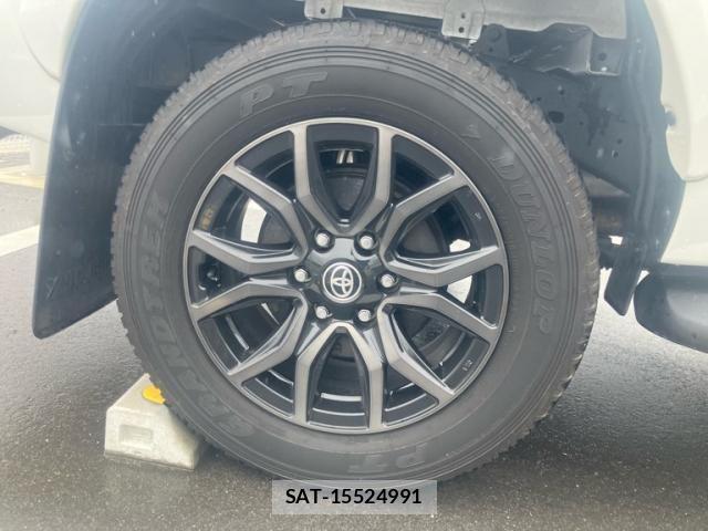 Toyota HILUX TRUCK 2023-10 7724069-10
