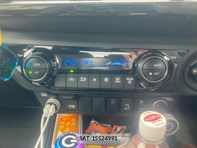 Toyota HILUX TRUCK 2023-10 7724069-25