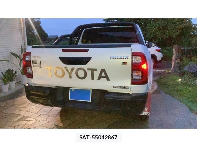 Toyota HILUX TRUCK 2024-08 7724066-6