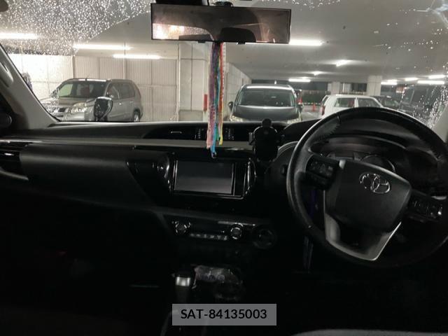 Toyota HILUX TRUCK 2021-03 7724078-10