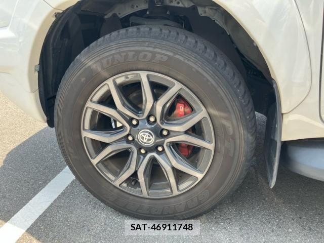 Toyota HILUX TRUCK 2022-04 7785559-12
