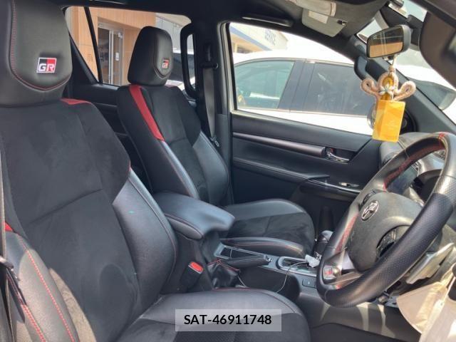 Toyota HILUX TRUCK 2022-04 7785559-13