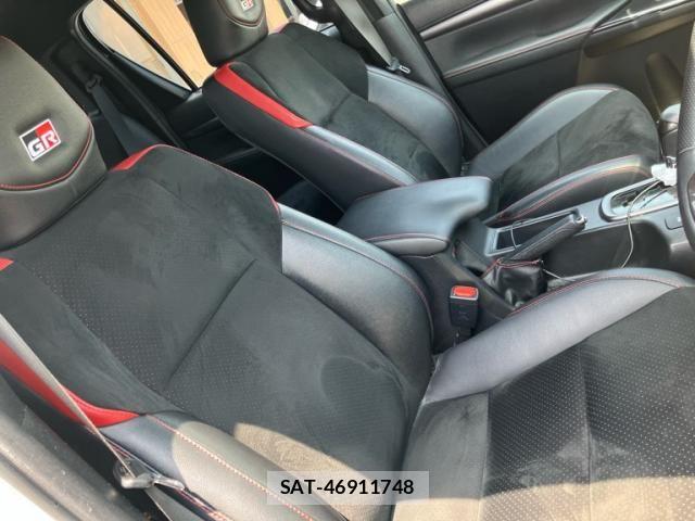 Toyota HILUX TRUCK 2022-04 7785559-14
