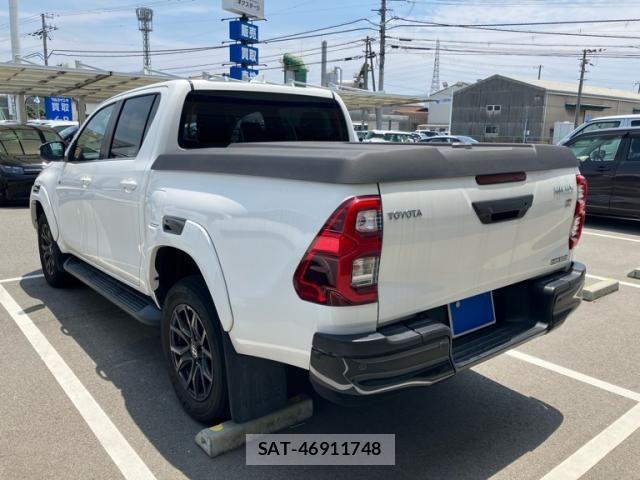 Toyota HILUX TRUCK 2022-04 7785559-3