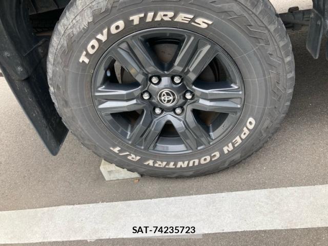 Toyota HILUX TRUCK 2022-10 7785556-10