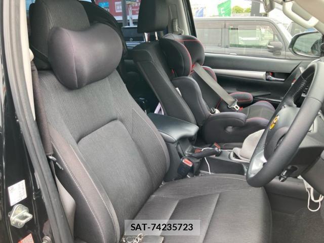 Toyota HILUX TRUCK 2022-10 7785556-14