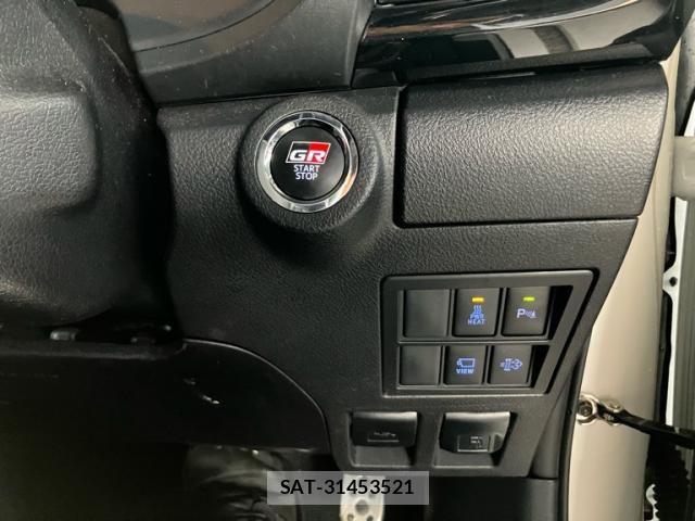 Toyota HILUX TRUCK 2022-05 7785562-12