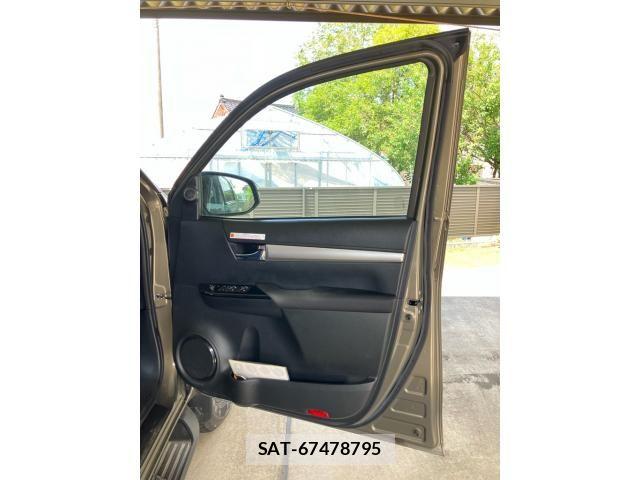 Toyota HILUX TRUCK 2022-10 7785557-10